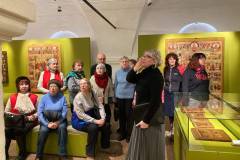 photo_5195024182062813870_y