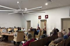 photo_5201973202924539422_y-1