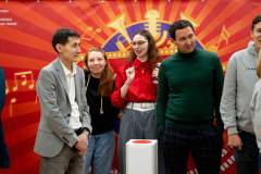 2025-10-25_um_22 2025-10-25_um_22