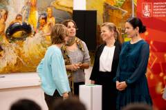 2025-10-25_um_24 2025-10-25_um_24